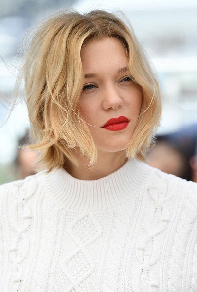 Stumpf geschnittener Bob für Frauen