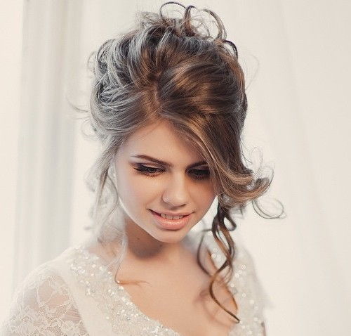 26 Hochzeitshaar Hochsteckfrisuren für elegante Bräute Lose Hochzeits Hochsteckfrisur