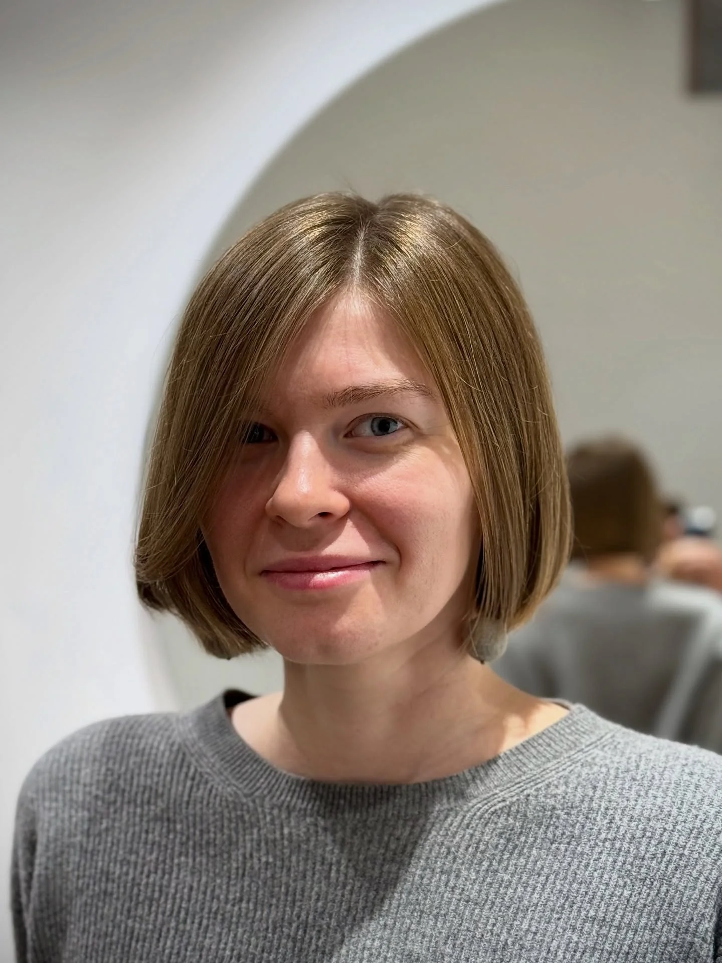 1. Weicher Präzisions-Bob in natürlichem Hellbraun (kurzes Bob-Haar)