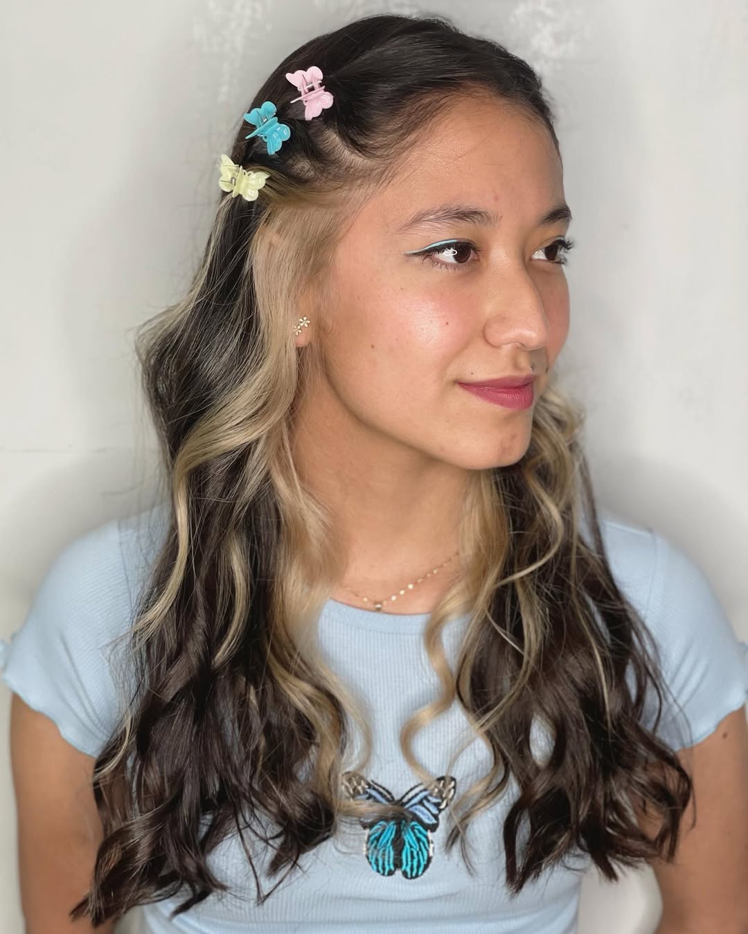 Ikonische Frisur der frühen 2000er Jahre