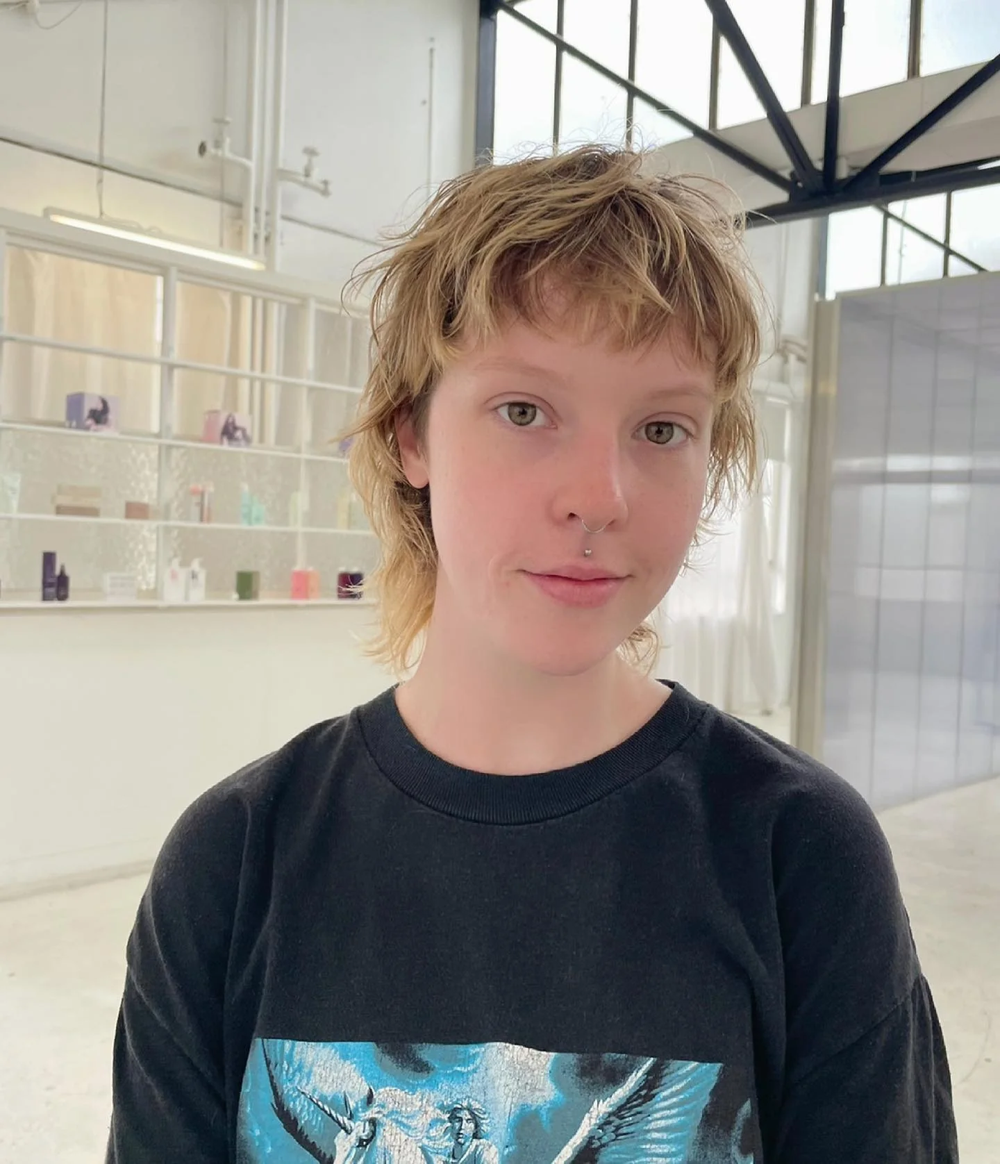 10. Buttered Blonde Shag Mullet (Short Wolf Cut)