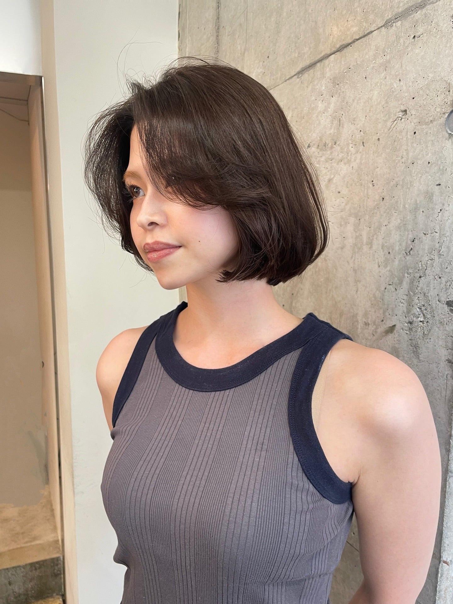 10. Klassischer Bob mit dunklem Schokoladenbraun (geschichtete Bob -Frisuren)