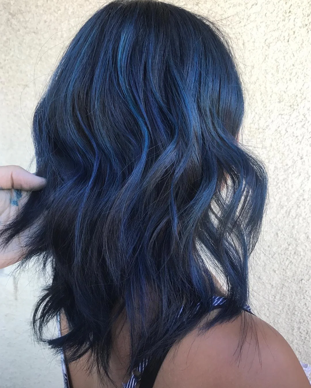 10. Navy Smoke Waves (rauchblaue Haarfarbe)