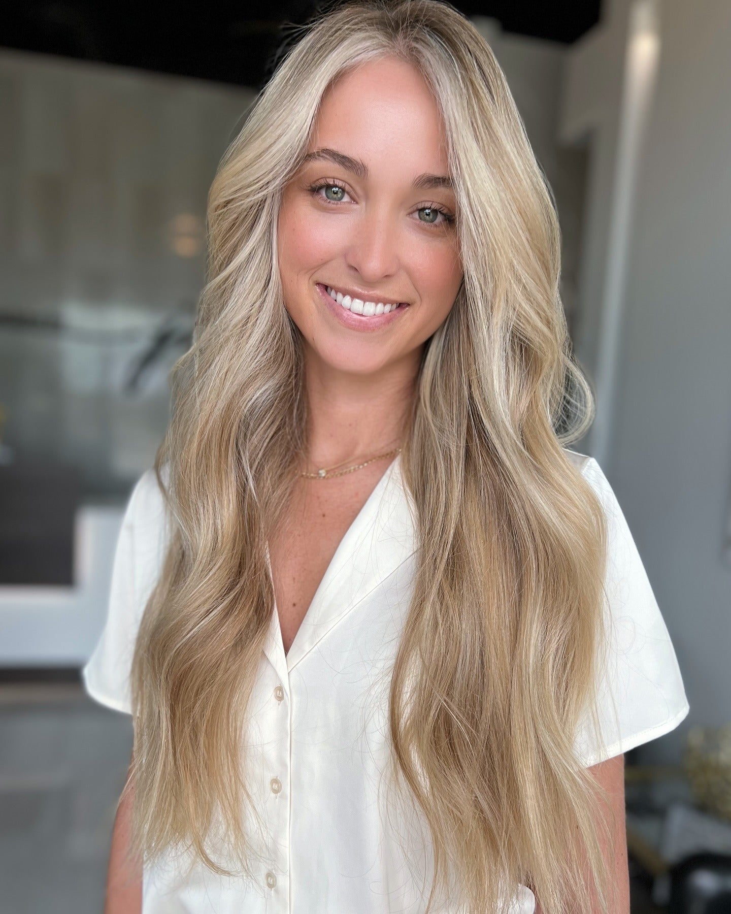 10. Soft Beige Pearl Radiance (Perlblonde Haarfarbe)