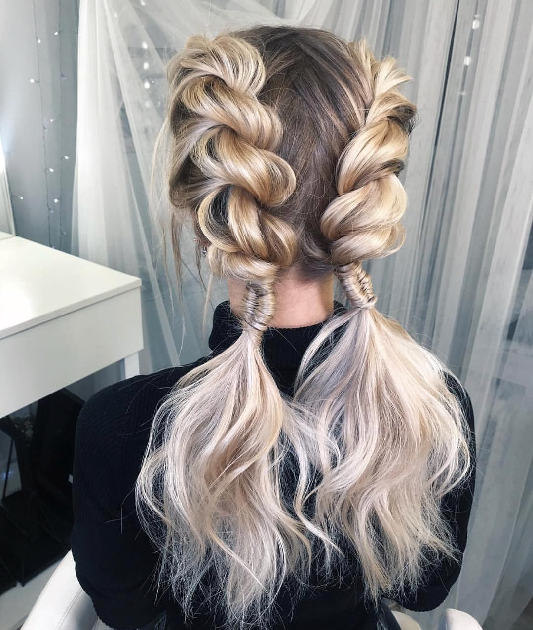10. Voluminöses Seilgeflecht in Pferdeschwänze - Blonde Ombre (süße Frisuren)