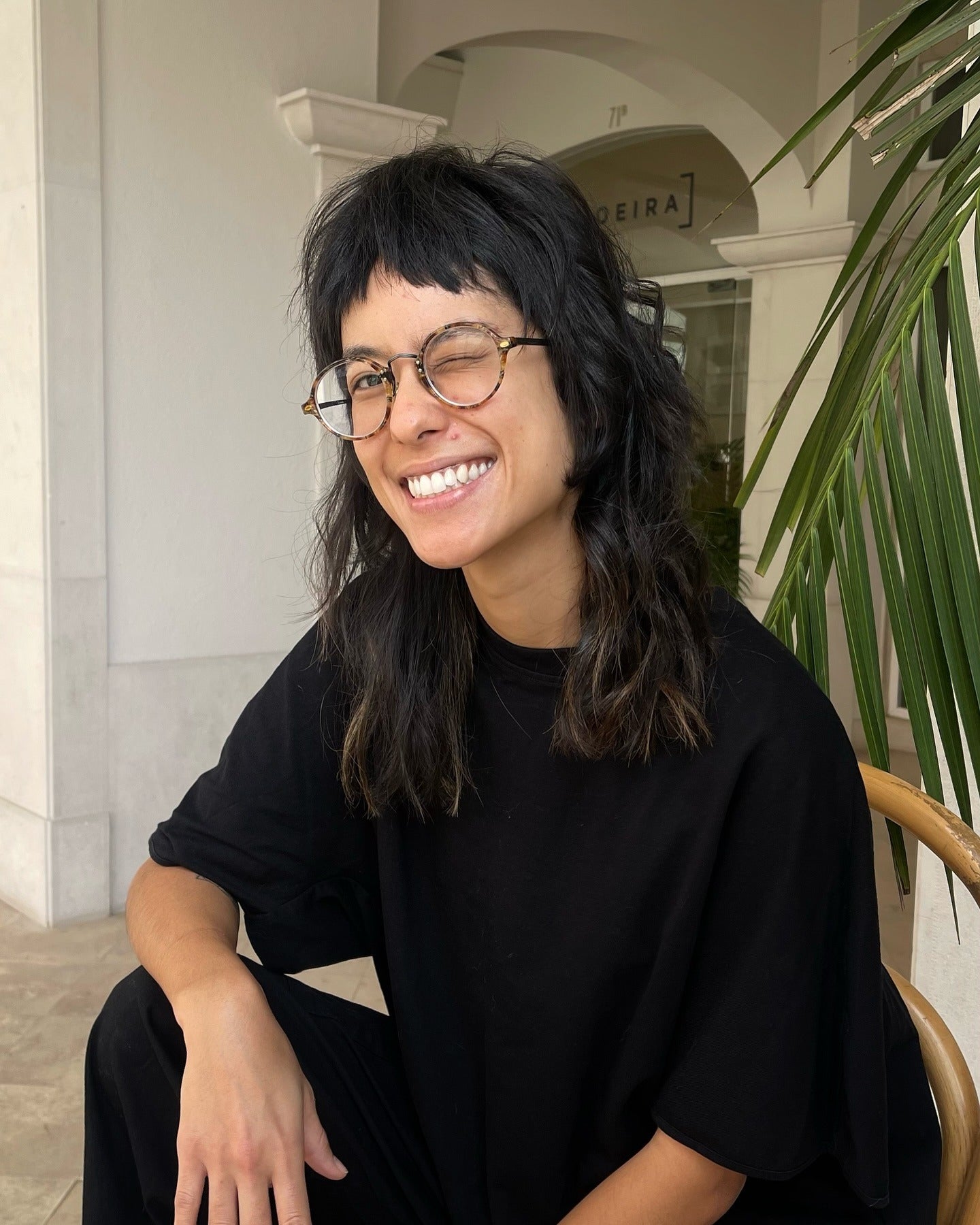 11. abgehacktes Wolf mit Mikro -Pony im tiefen Espresso (Wolfshaarschnitte) geschnitten.