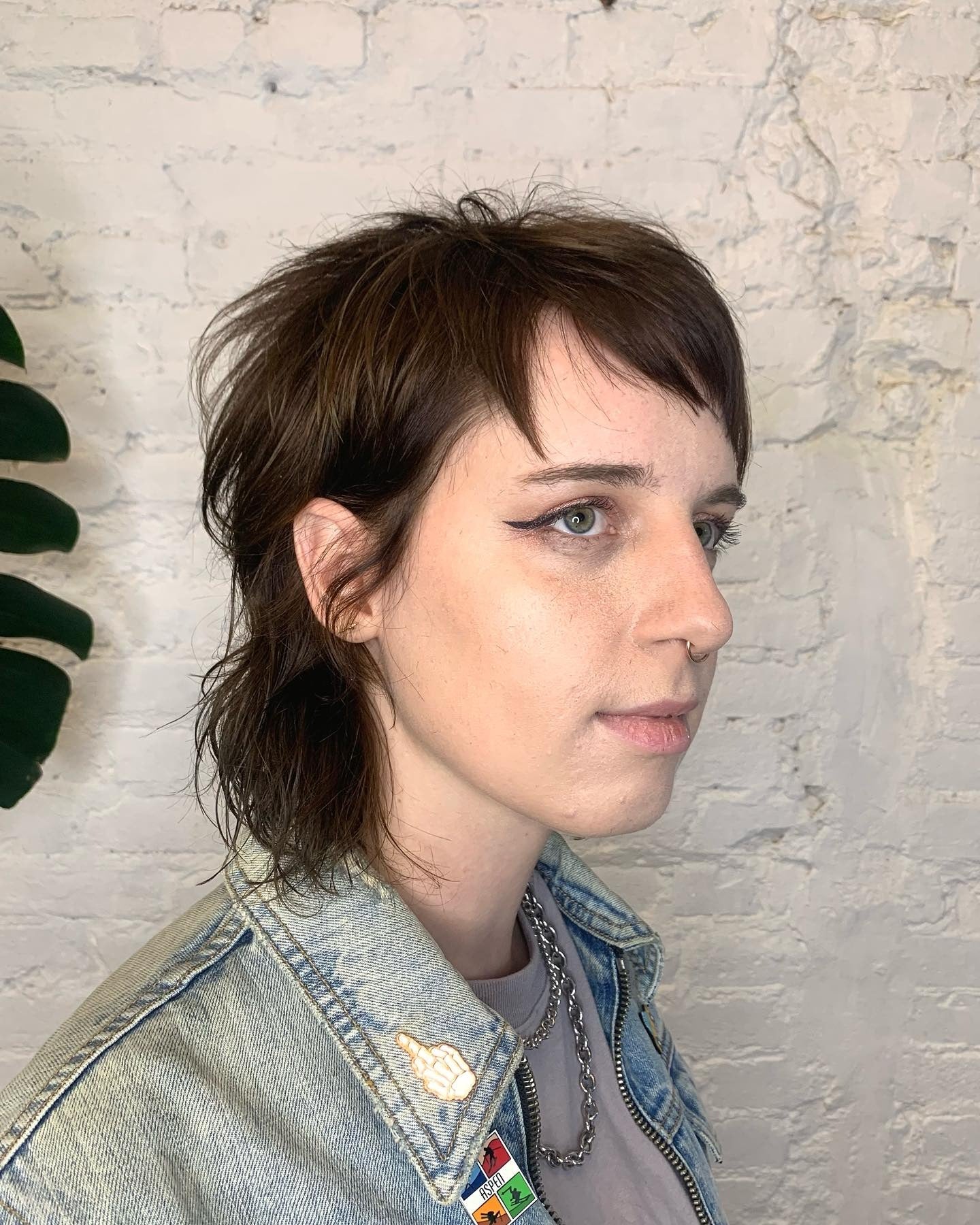 11. Deep Mocha Layered Wolf Cut (kurzer Wolfshaarschnitt)