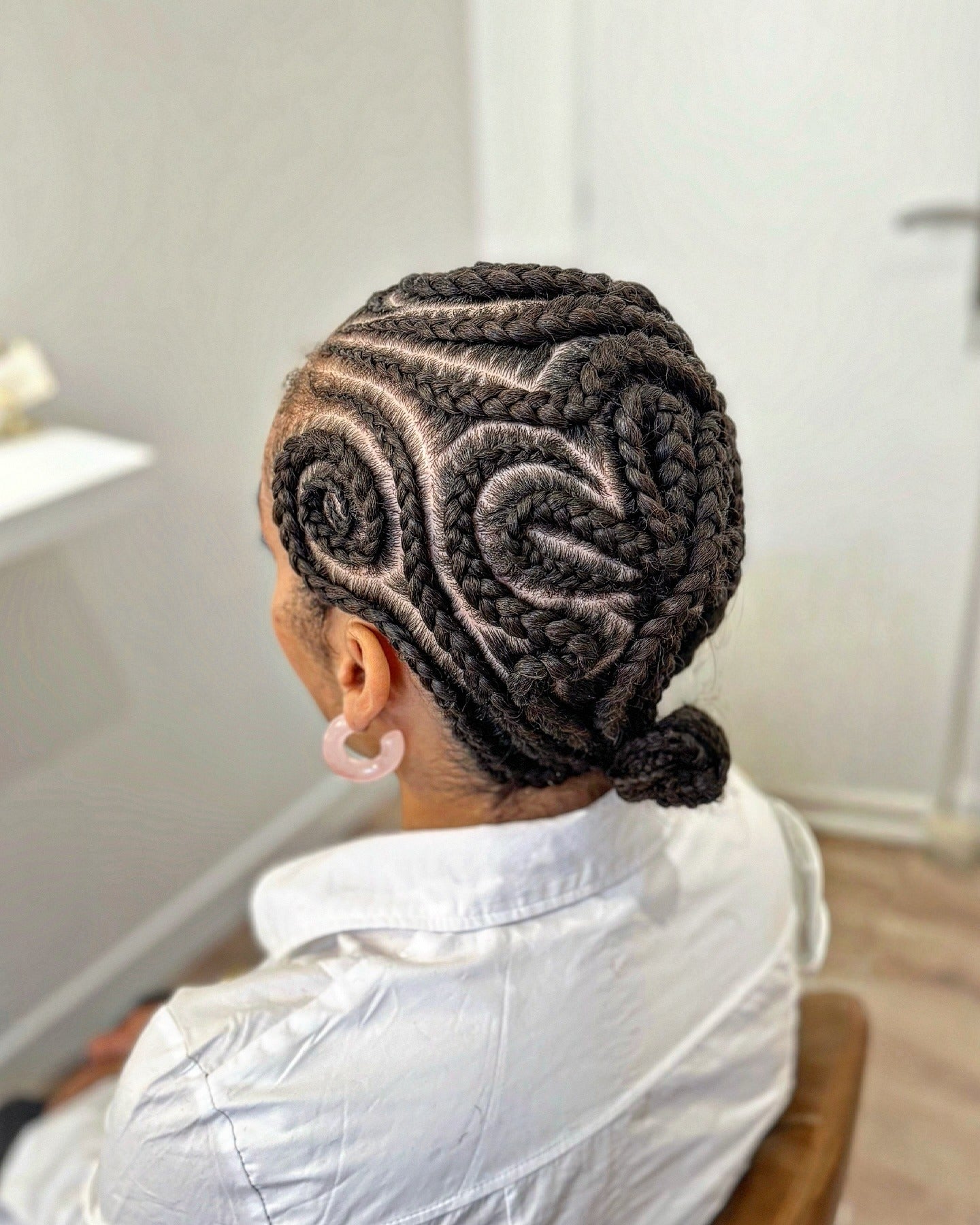 11. Herzförmiges Cornrow-Design (Cornrow Frisuren)