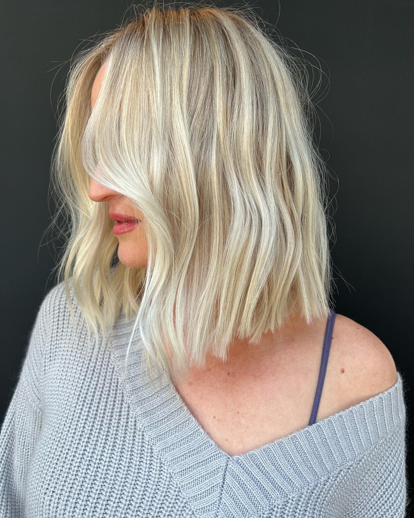 11. eisiger blonde strukturierte LOB (LOB -Frisuren)