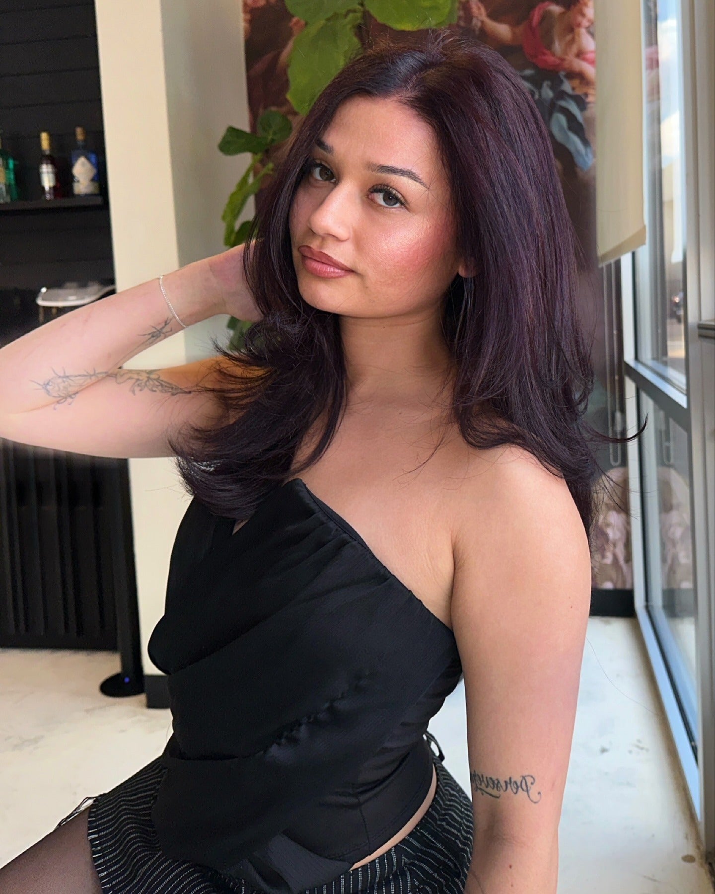 11. Layered Plum Blowout mit weicher Bewegung (Pflaumenhaarfarbe)