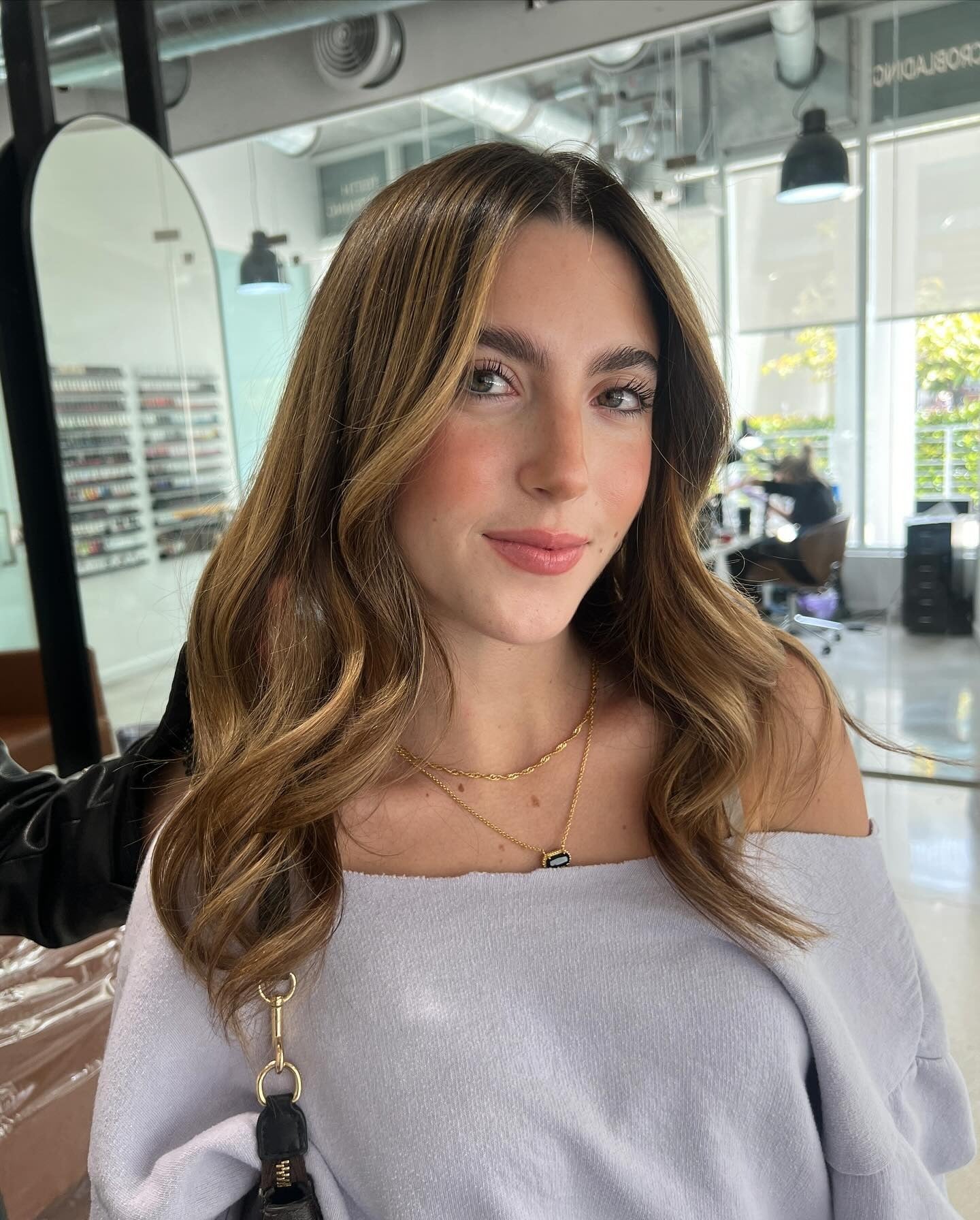 11. Subtile Honig-Konturschichten (Karamell-Honigblond)