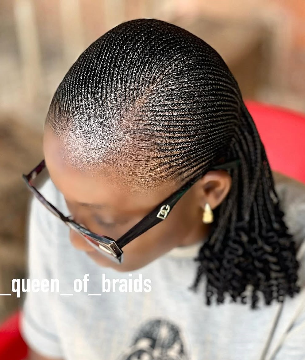 Kleiner Futter in Zöpfen