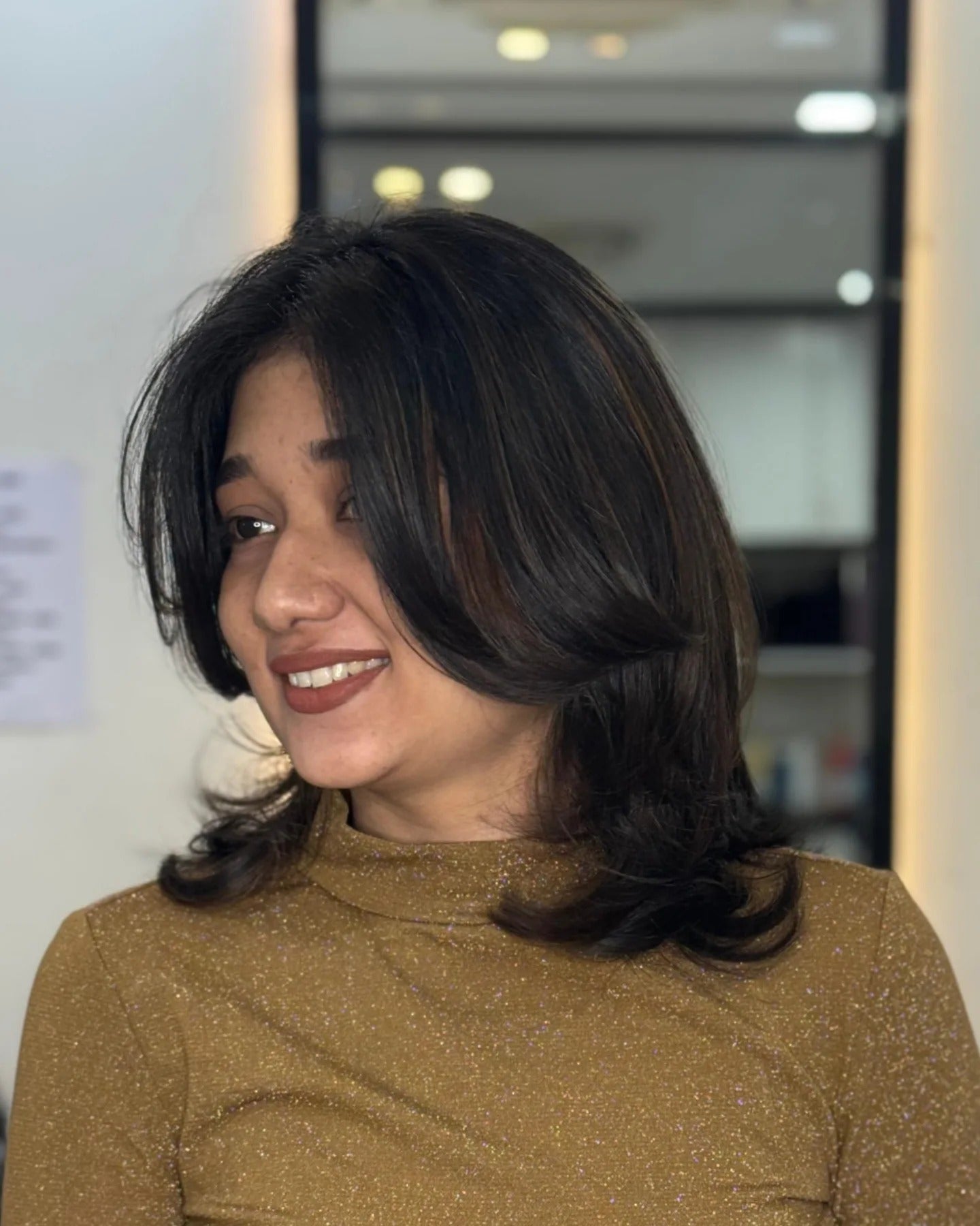 12. Federned Mid-Legth-Schichten im tiefen Espresso (kurze Schichthaarschnitte)