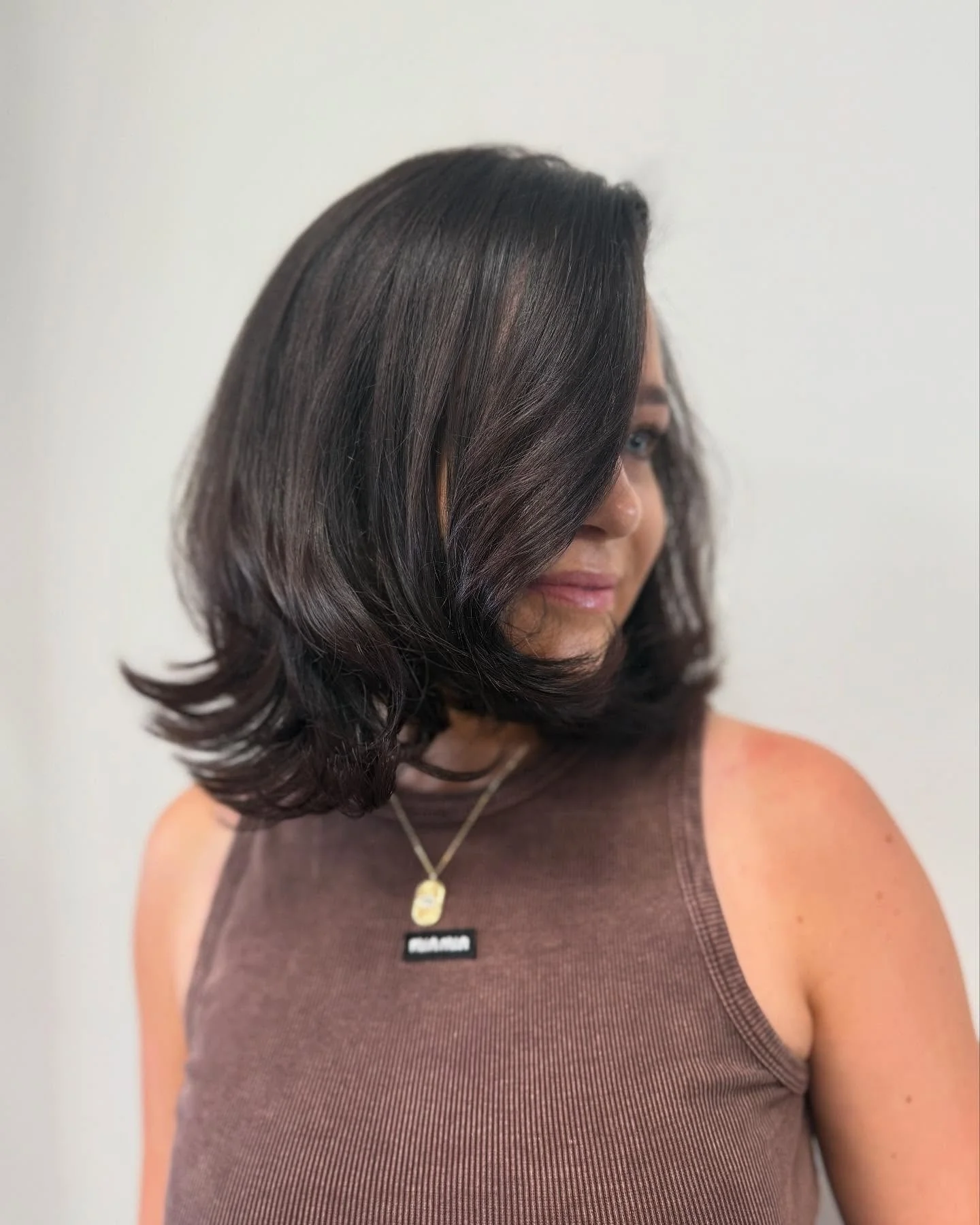 12. Polierter Espresso-Bob mit gebogenen Enden (Bouncy Bob Hair)