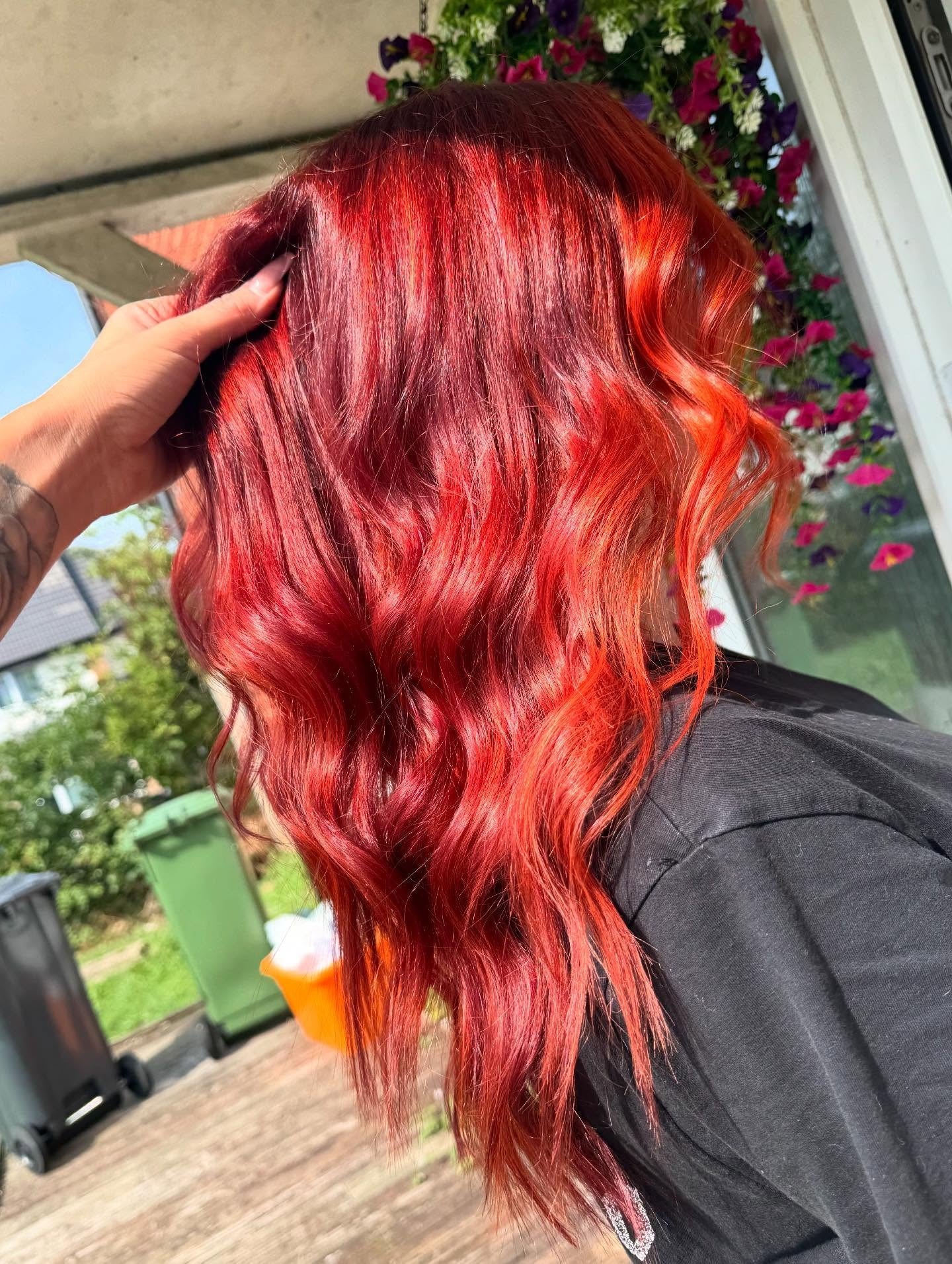 12. Radiant Crimson Misch (rote Haarfarbe)