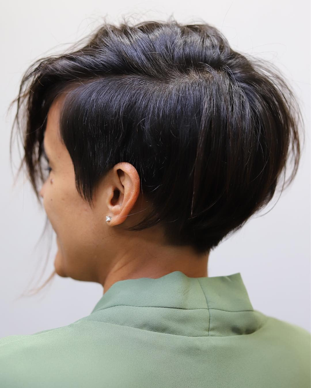 12. Tapered Pixie Bob mit tiefem Espresso -Glanz (Pixie Bob Haarschnitte)