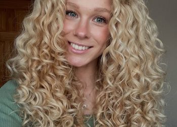 13 Chaotische Ideen für lockige Haare, die Ihren Look erhöhen