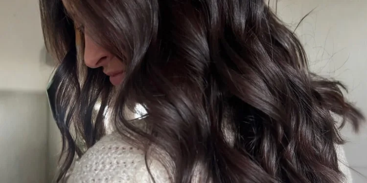 13 Must-See-Looks mit dunkelbrauner Haarfarbe