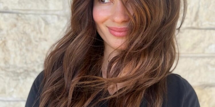 13 Schokoladen-Toffee-Haarfarben-Ideen, die Sie ausprobieren möchten
