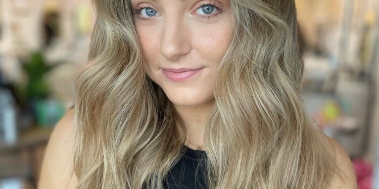 13 beste mittlere Frisuren für eine einfache Erfrischung