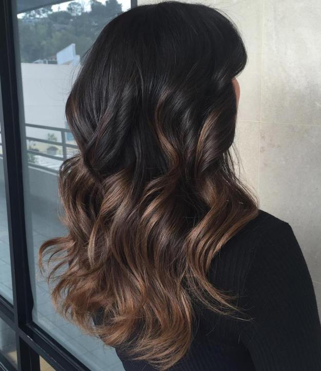25 Beste Ombre Haarfarbe Ideen für blond, braune, rot und schwarze Haare Schwarz bis brauner Ombre Balayage