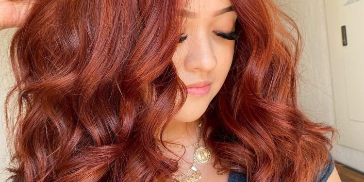 13 rote orange Haarfarbstile, die Feuer bringen