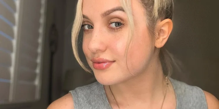 13 schnelle und stilvolle Top-Knoten-Frisuren für arbeitsreiche Tage