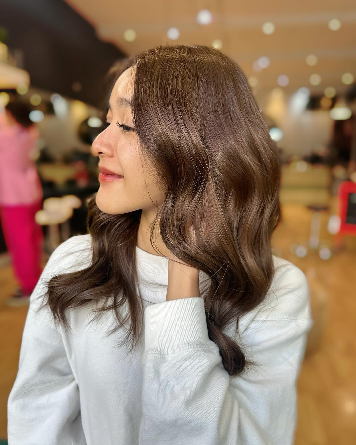 13. Klassische weiche braune Wellen (weiche braune Haarfarbe)