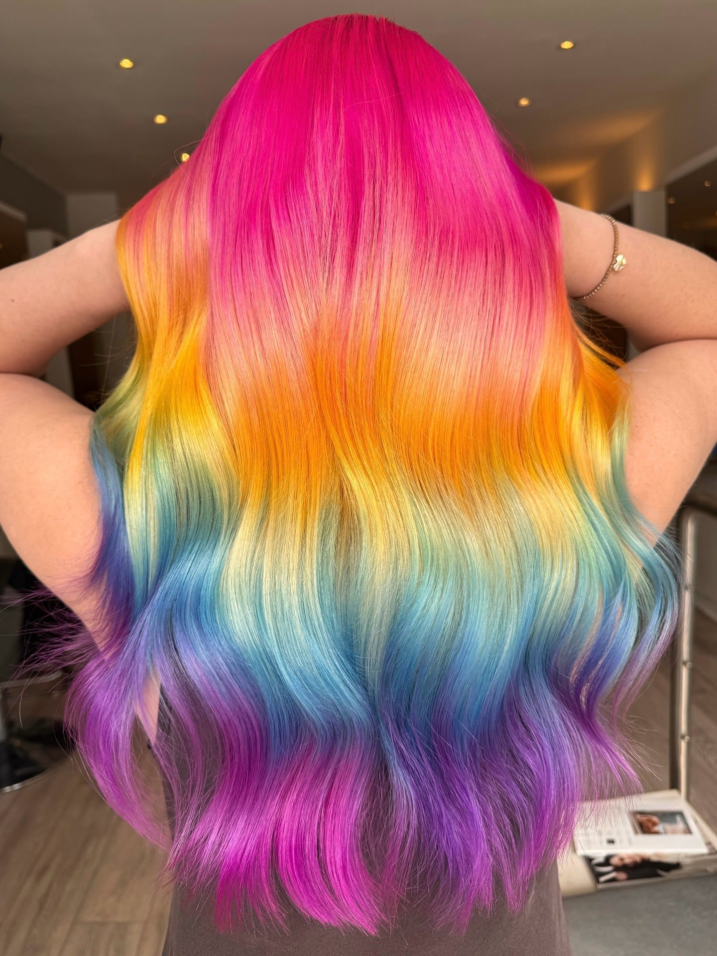 13. Regenbogen Ombre Eleganz (lebendige Haarfarbe)