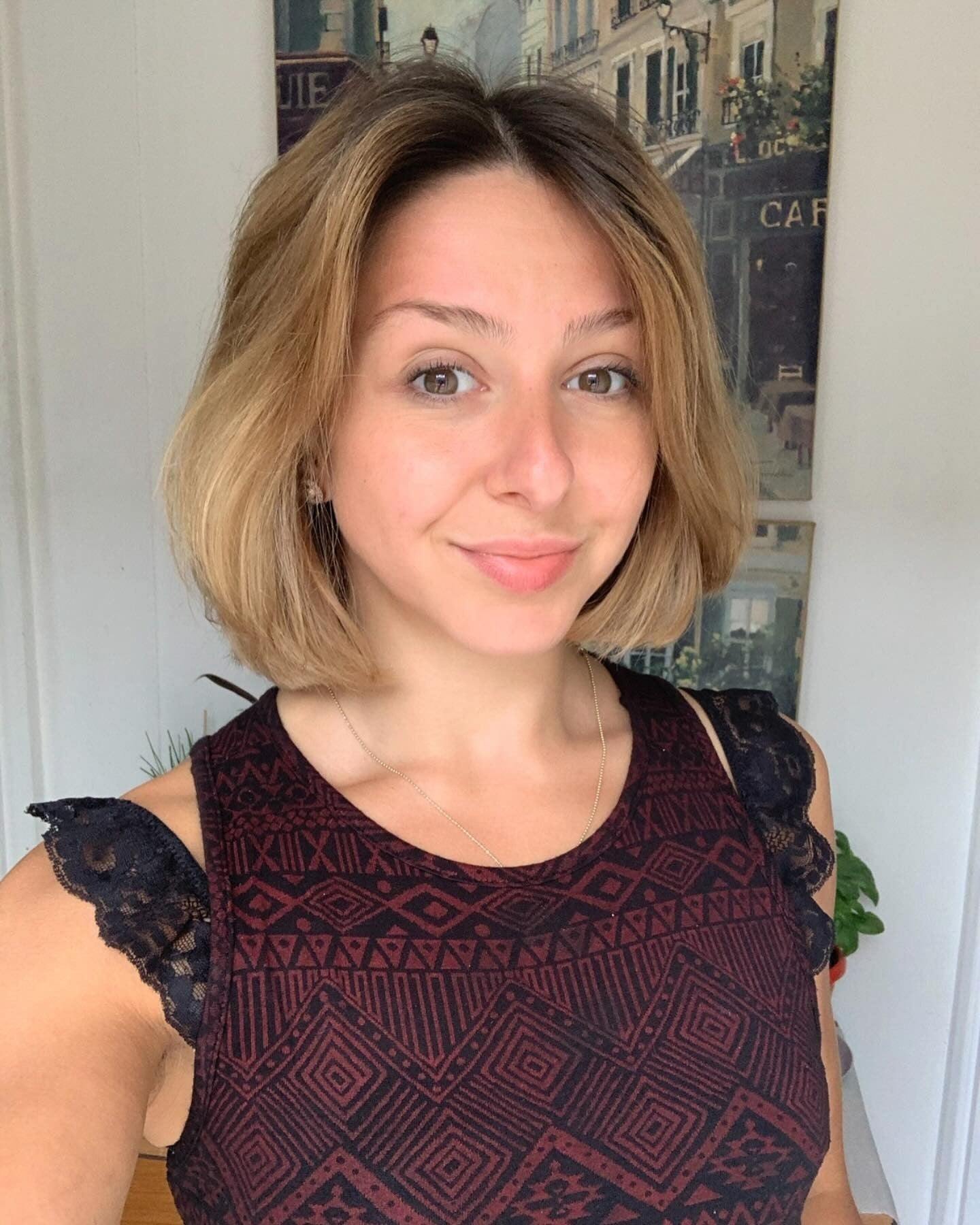 13. Kurzer Bob mit natürlicher goldener Blondine (kurze Geschichtshaarschnitte)