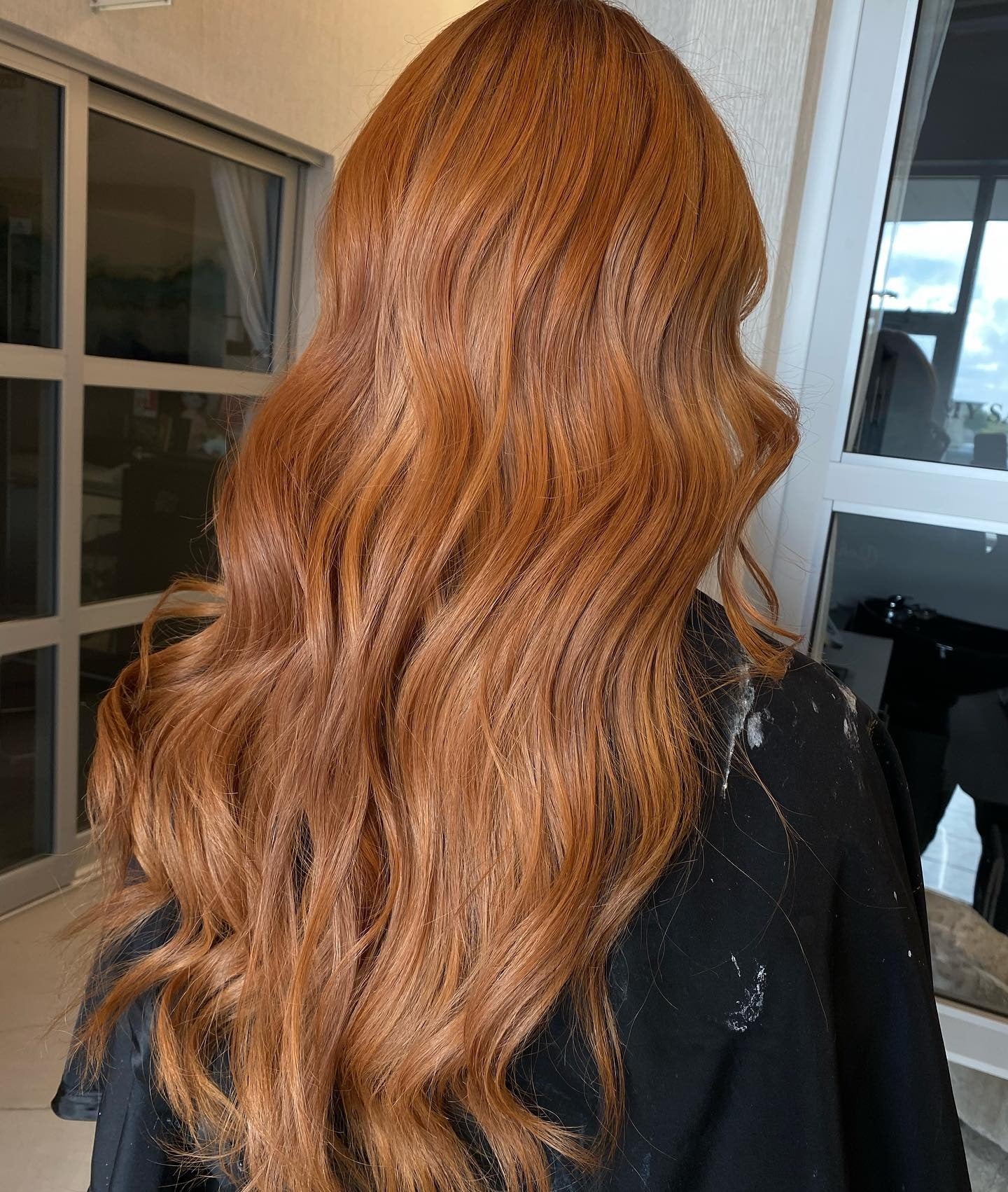 14. Weiche Ingwer -Gewürzwellen auf langen Schichten (Ingwer Haarfarbe)