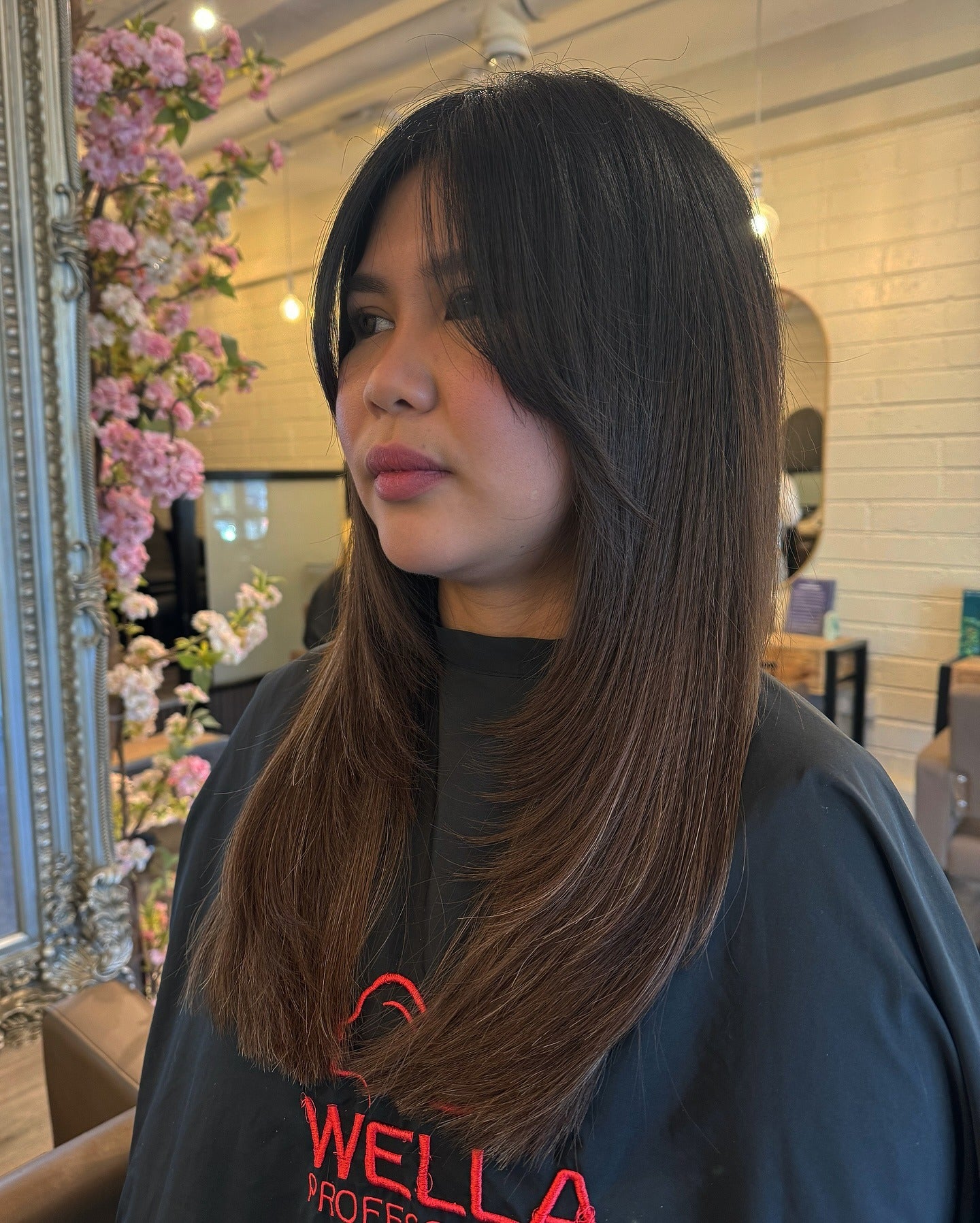 14. Straight Walnut Braun mit langen Vorhang Pony (Frisuren mit Vorhangstätten)