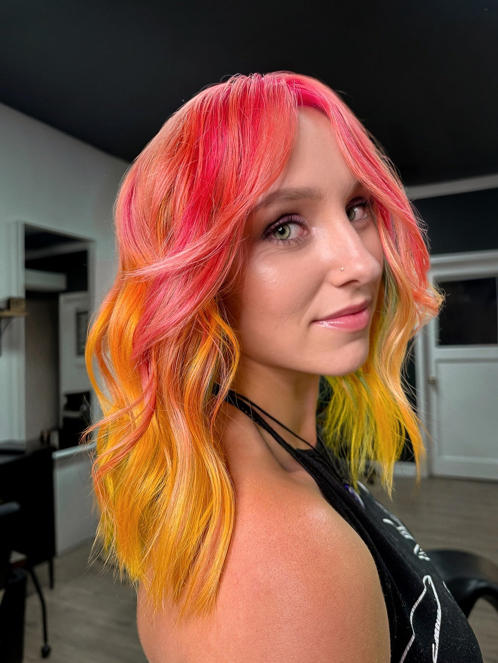 14. Sonnenuntergang Zitruswellen (lebendige Haarfarbe)