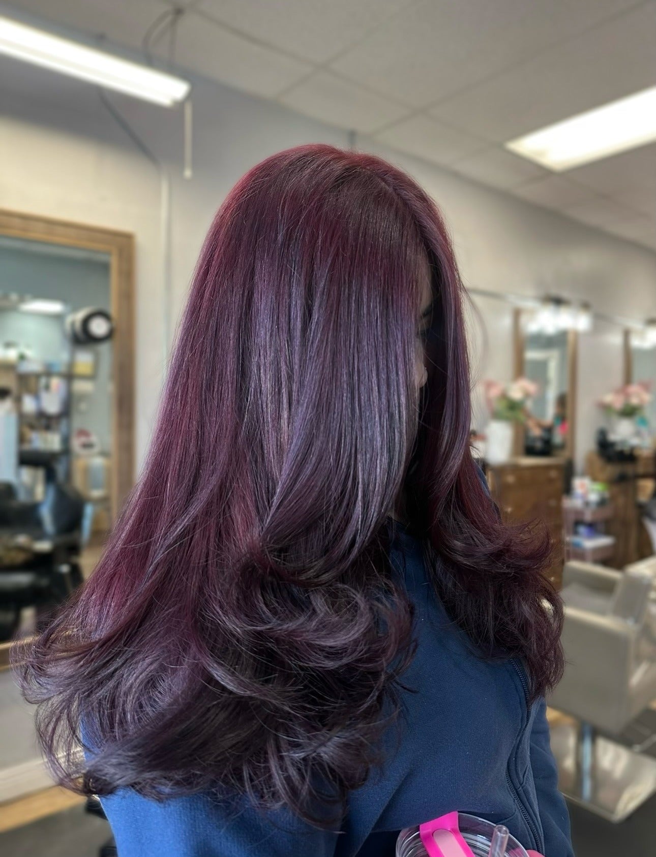 14. Voluminöse Pflaumenschichten mit Gesichtsrahmen (Pflaumenhaarfarbe)