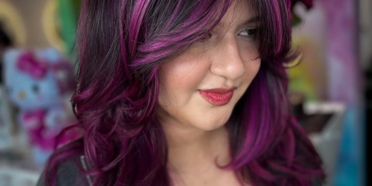 15 Haarthfarbe mit Shows mit Highlights Styles zum Lesezeichen