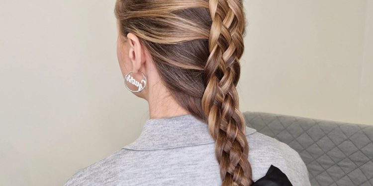 15 Moderne geflochtene Frisuren perfekt für 2025