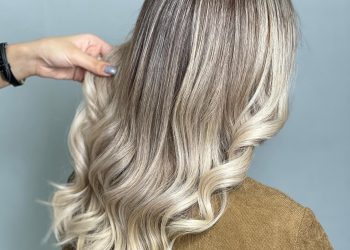 15 atemberaubende helle Haarfarbe Looks, die Sie jetzt wollen, werden Sie sich jetzt wünschen