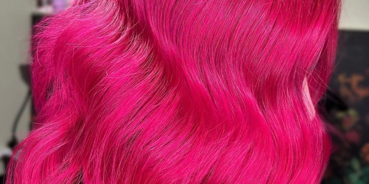 15 beste pinkfarbene Haarfarbe sieht im Moment aus