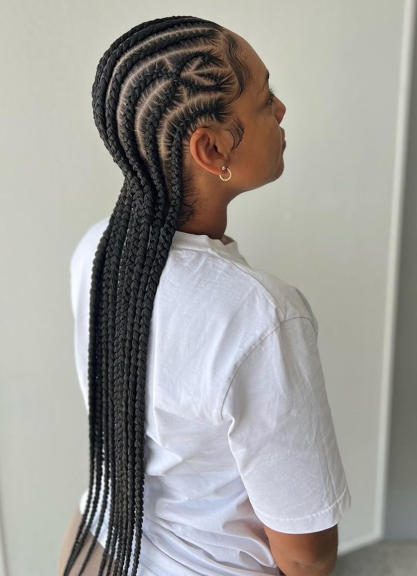 Zöpfe nach hinten füttern