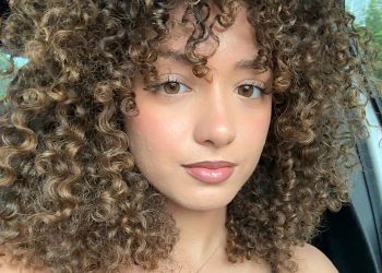 15 geschichtete lockige Frisuren, um Ihr Gesicht wunderschön zu rahmen