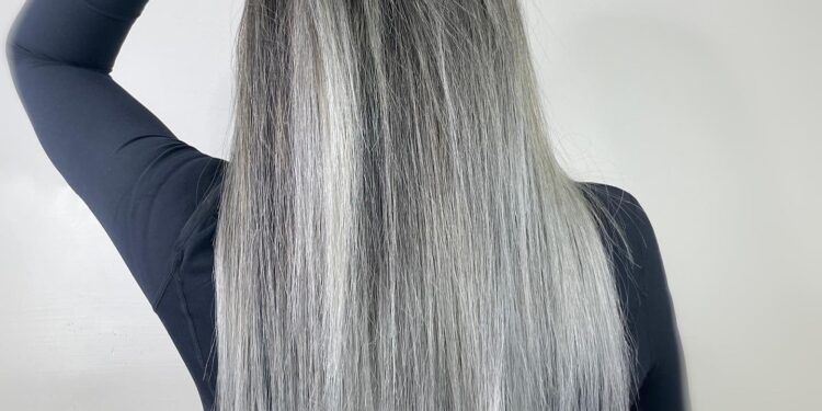 15 graue Haarfarben Ideen, die mühelos schick aussehen