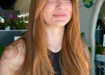 15 lange Haare mit zarten Fransen für mühelose Schönheit