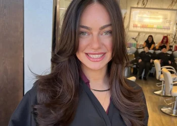 15 lange geschichtete Frisuren für weich fließendes Haar