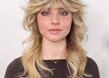 15 mittelschichtete Shag -Schnitte, die cool und sorglos schreien