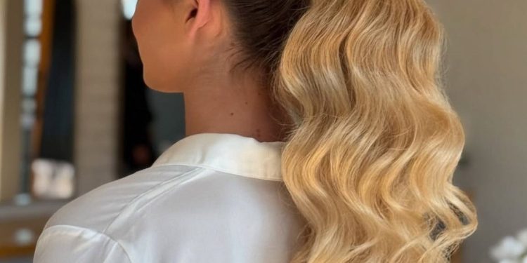 15 schlanke elegante Frisuren perfekt für besondere Veranstaltungen