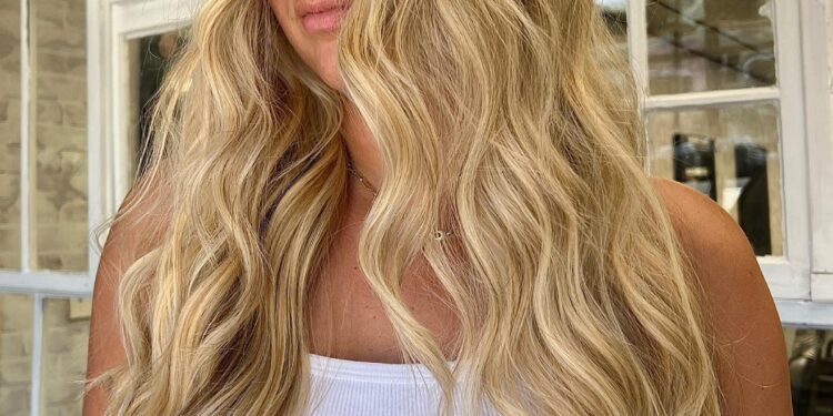 15 wunderschöne goldene blonde Haarfarbenoptionen