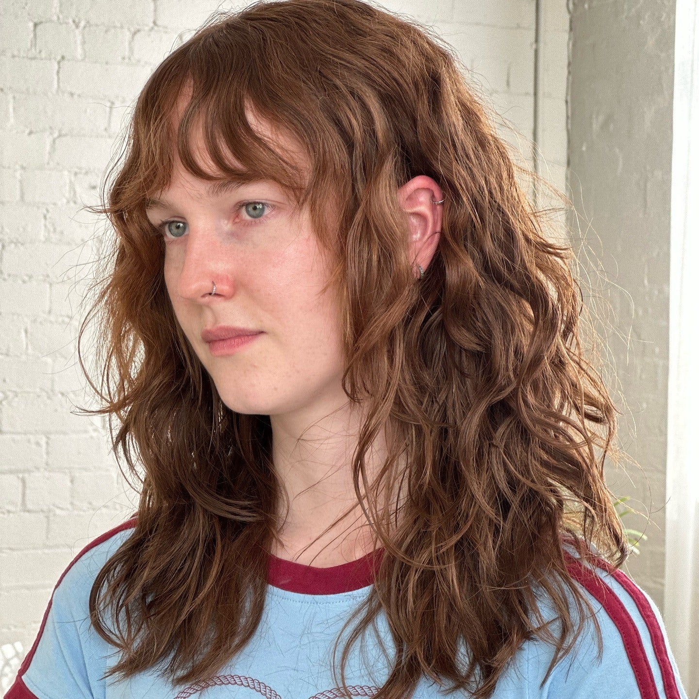 15. Copper Shag mit zerzauster Textur (mittellange, zottelige Haarschnitte)