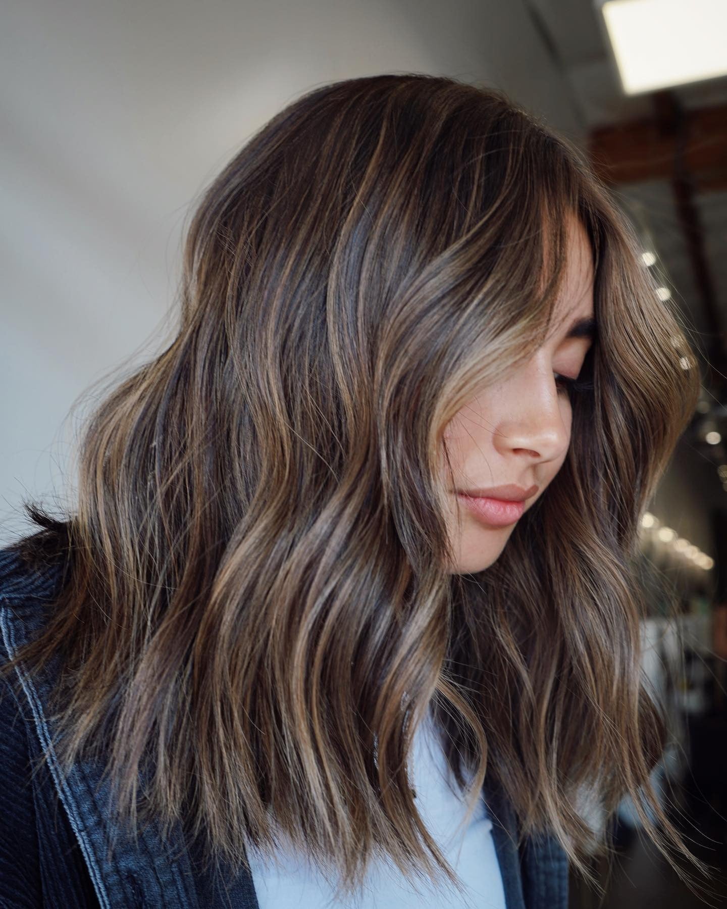 15. Dimensional BRUNETTE BALAYAGE LOB (LOB -Frisuren)