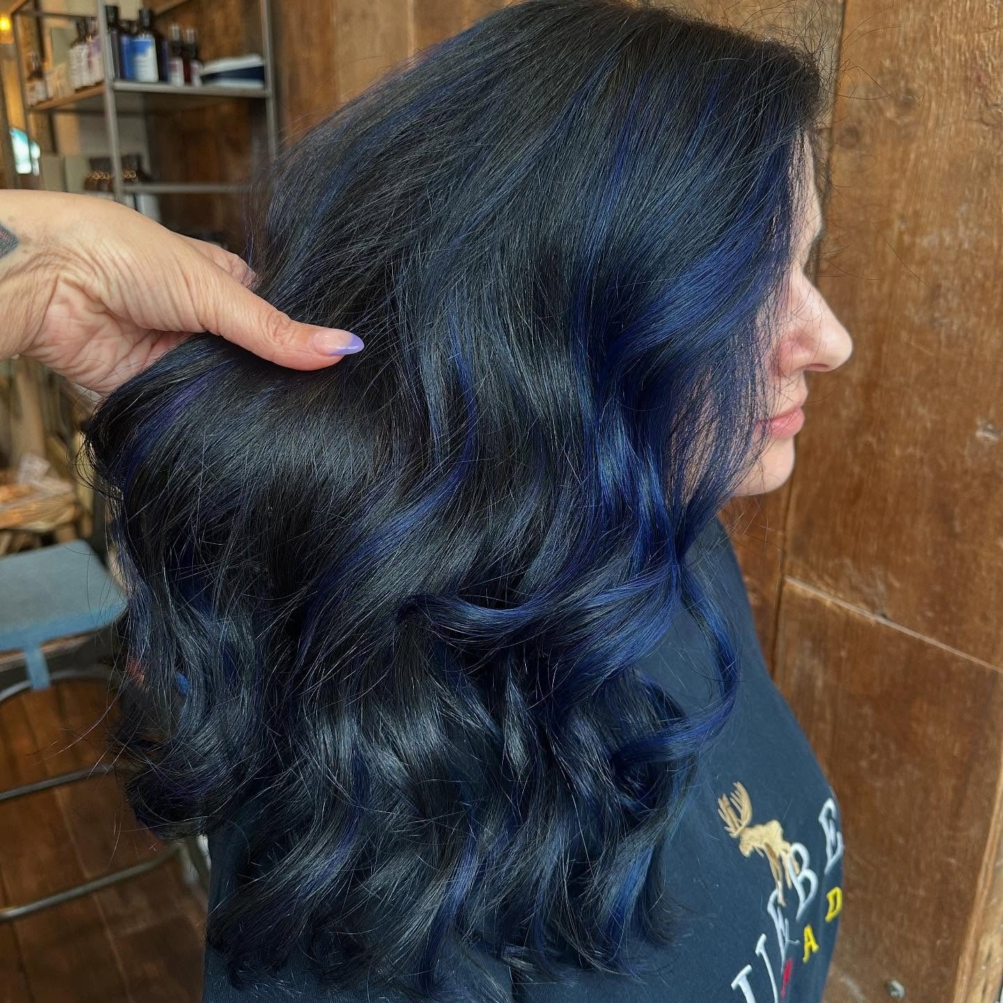 15. Espresso -Basis mit Mitternachts -Blaugrün -Akzenten (blaue Haarfarbe)