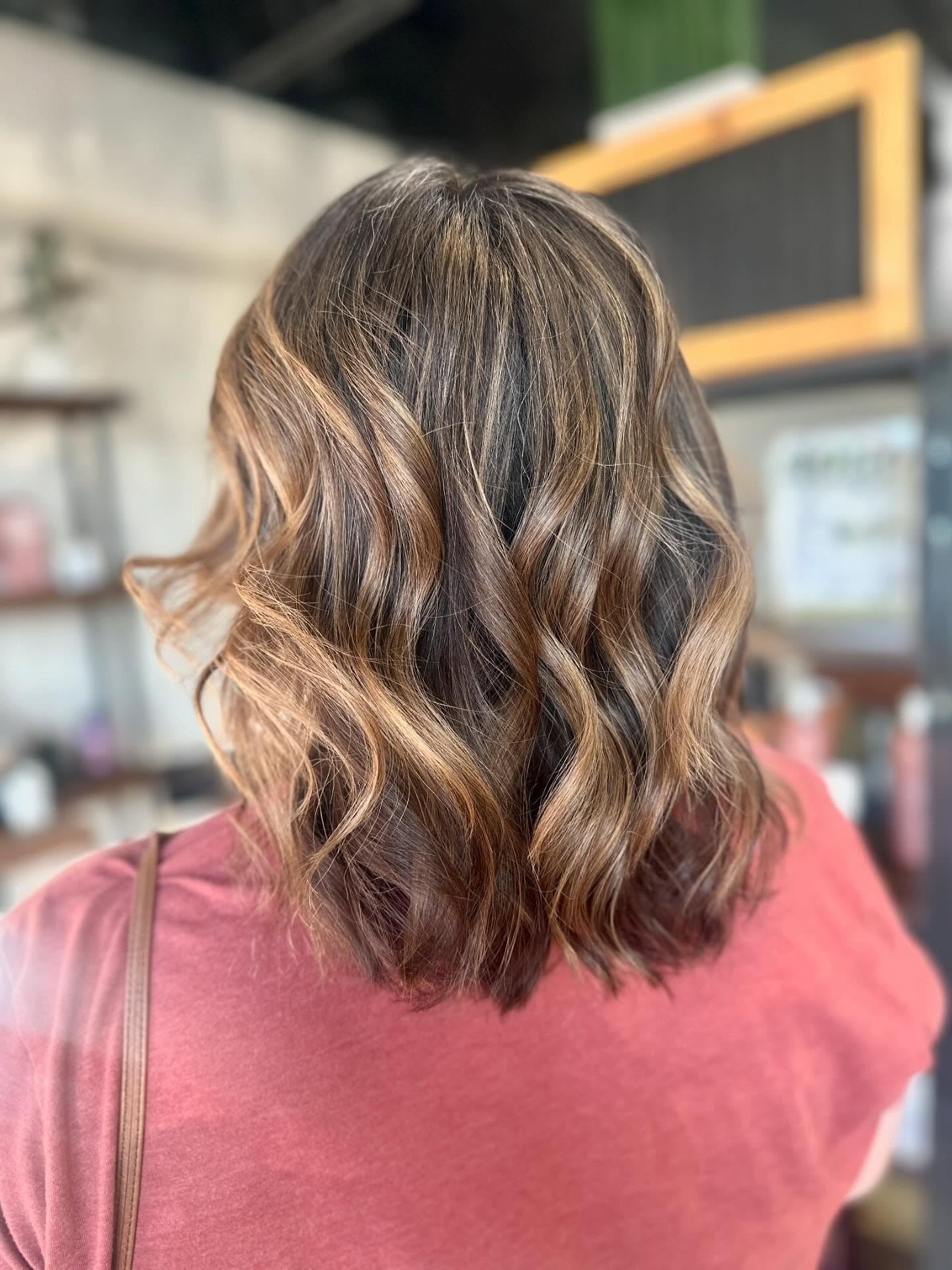 15. Weiche Kupfer-Karamell-Bob-Wellen (Karamell-Haarfarbe)